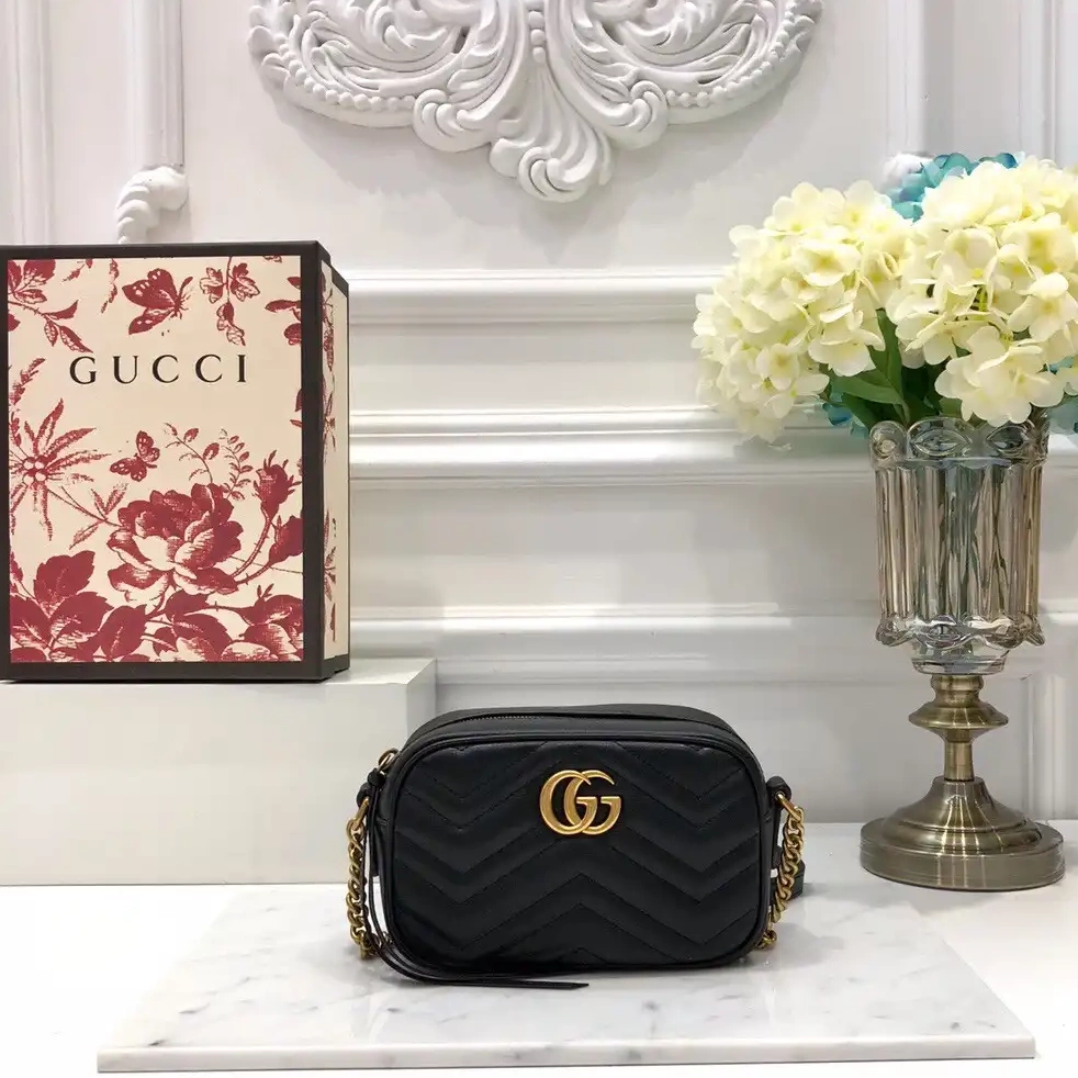 First bag ru bag mini Marmont matelassé GG Gucci 0623